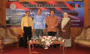 Sigit-Budi-S.-SH.-M.H.-Dosen-Hukum-Bpk.-Masagung-Dewanto-Deputi-Pencegahan-KPK-Prof.-Dr.-Suko-Wiyono-S.H.-M.H.-Rektor-Unidha-Dra.-Eko-Pujiati-Dekan-FKIP                   